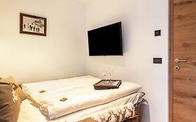 Apartment Saslonch Stlarida